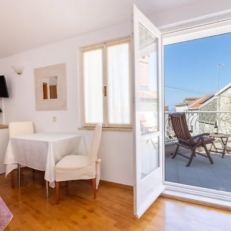 Center Of Apartment *