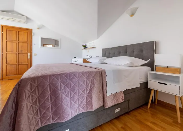 Center Lägenhet Makarska