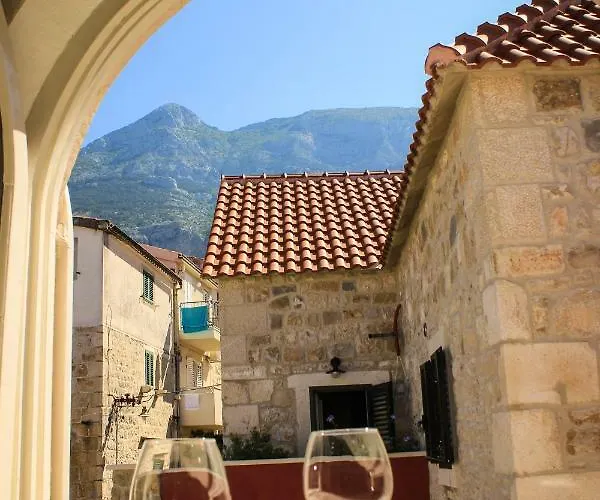 Center * Makarska
